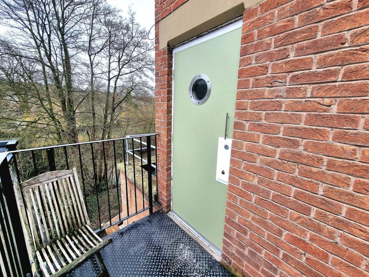 Spacious River View Retreat Near Peak District Matlock (Derbyshire) Extérieur photo