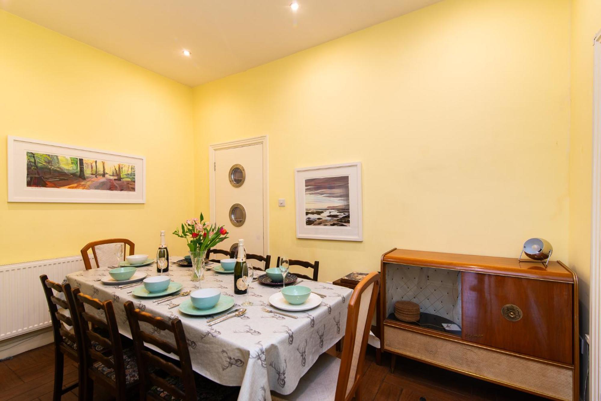 Spacious River View Retreat Near Peak District Matlock (Derbyshire) Extérieur photo