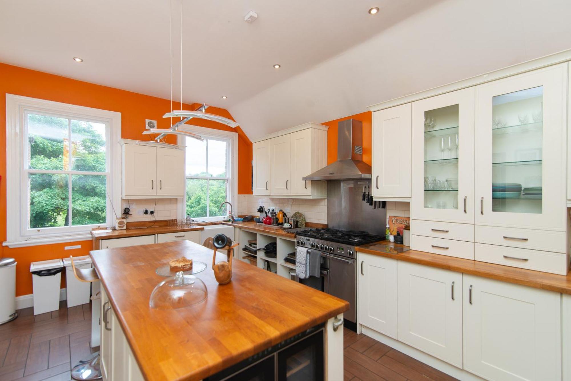 Spacious River View Retreat Near Peak District Matlock (Derbyshire) Extérieur photo